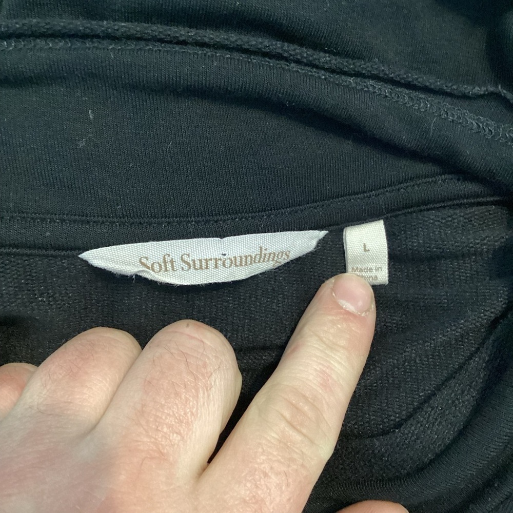 Soft Surroundings Top Size L Black Long Sleeve - Picture 6 of 7